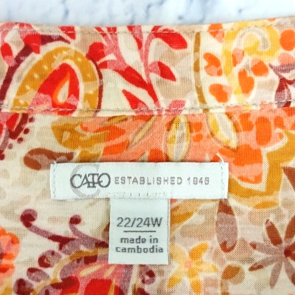 Cato Top Long Sleeve Button Tab Paisley Floral Sz 22/24W - Picture 7 of 7